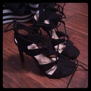 Black lace up shoes